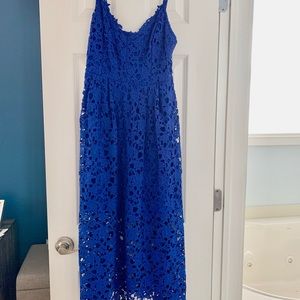 LACE A LINE MIDI DRESS